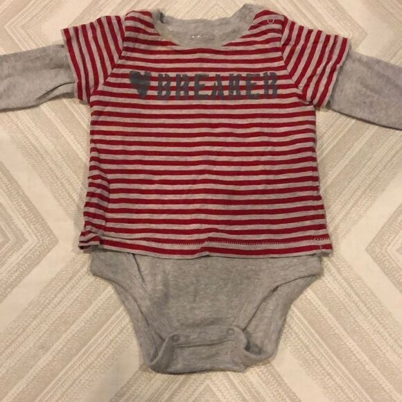 Baby Gap Grey & Red Striped Heartbreaker Onesie - Picture 1 of 7